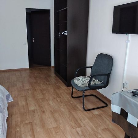 Yukon Hotel Bosteri Luaran gambar