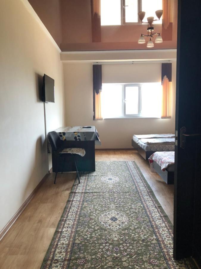 Yukon Hotel Bosteri Luaran gambar