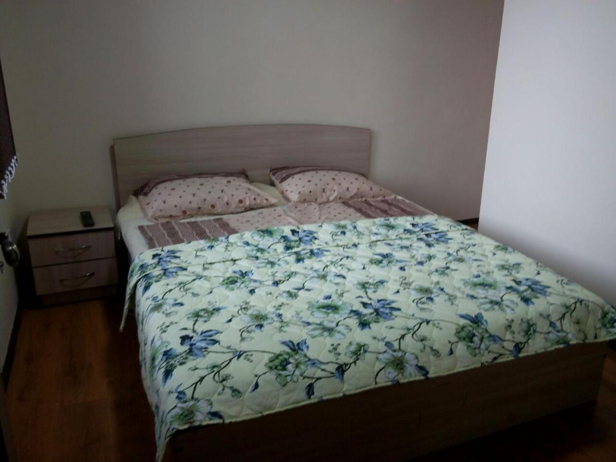 Yukon Hotel Bosteri Luaran gambar