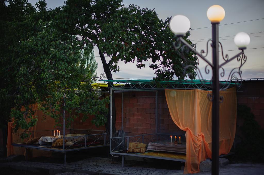 Yukon Hotel Bosteri Luaran gambar
