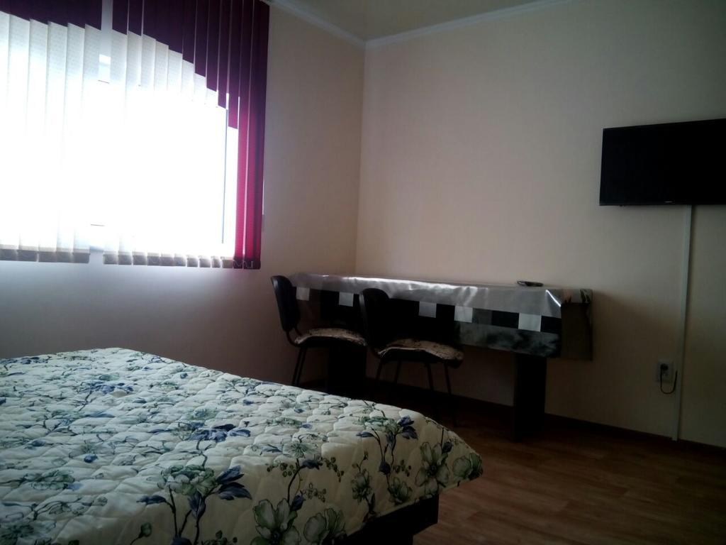 Yukon Hotel Bosteri Luaran gambar