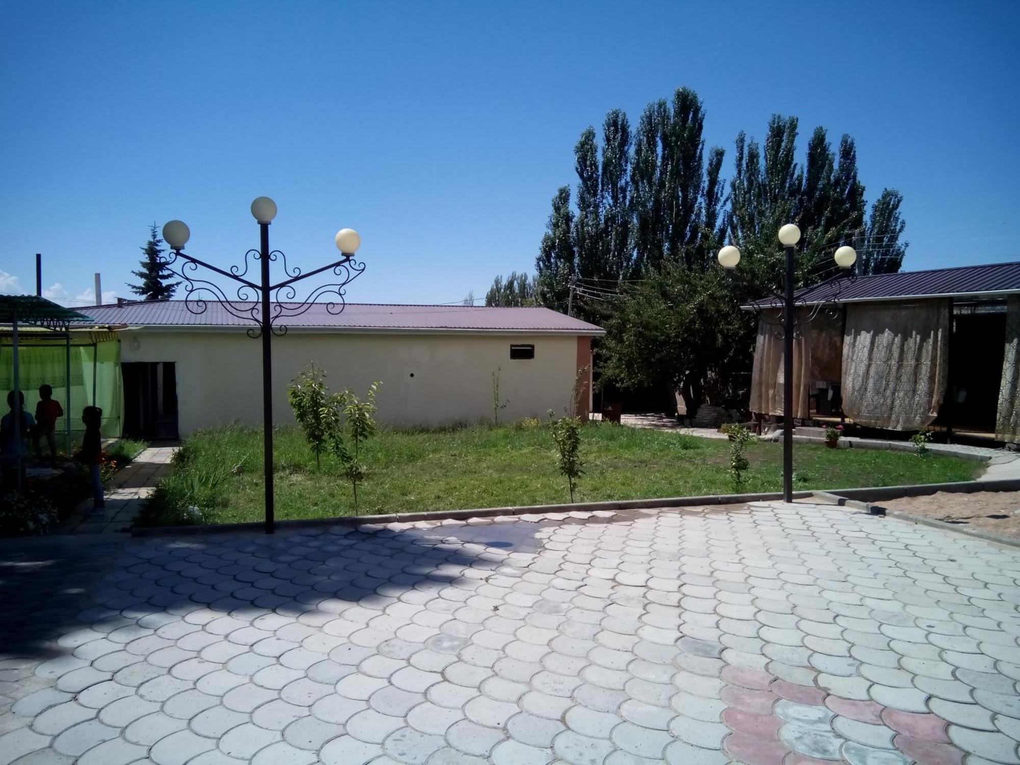 Yukon Hotel Bosteri Luaran gambar
